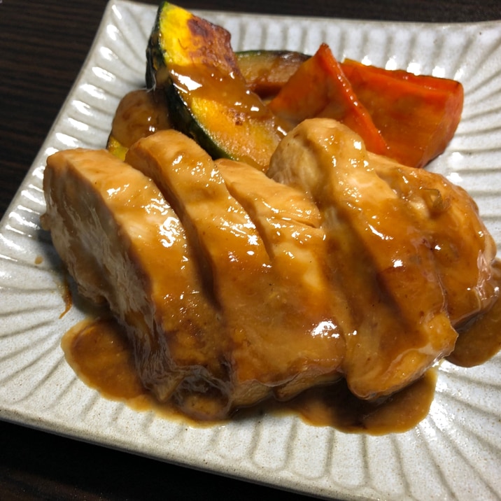 鶏むね肉の利休焼き(ごま醤油)